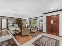 House 2930039185