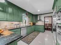 House 2930039196