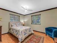 House 2930039208