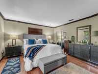 House 2930039219