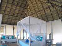 House 2927435930