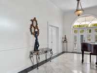 House 2928923711