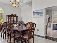 House 2928923845