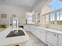House 2928923939