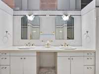 House 2928924325