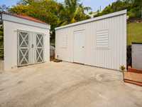 House 2928924445