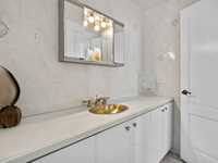 House 2928924809