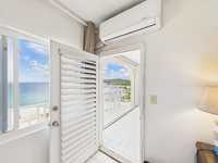 House 2930850957