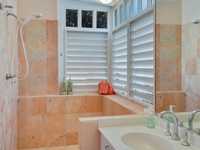 House 2931861065