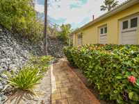 House 2931861261