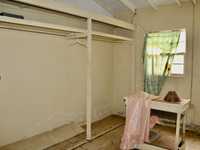 House 2934394306