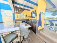 House 2942596995