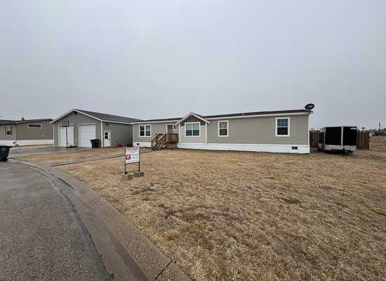 605 8th Ave SW, Stanley, House,  for sale - Angela Olson, Reynolds Realty