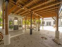 House 2937082368