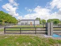 House 2937082376
