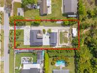 House 2937082423