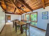 House 2937184822