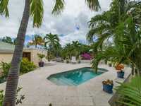 House 2939905367