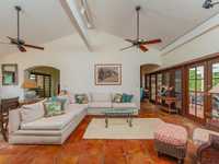 House 2939905528
