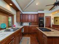 House 2939905816