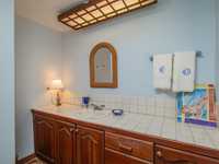 House 2939906282