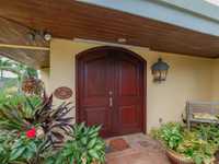 House 2939905256