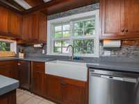 House 2941215836