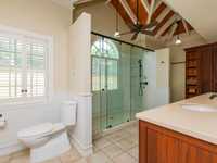 House 2941217067