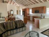 House 2941225009