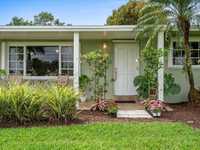 House 2942508871