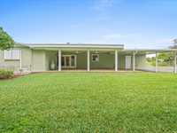 House 2942508892