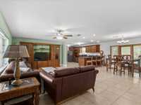 House 2942508899