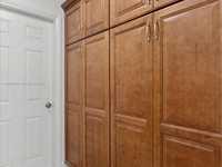 House 2942508925