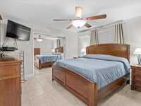 House 2942508927
