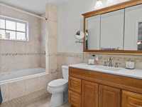 House 2942508934