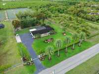 House 2942508809