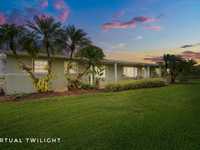 House 2942509075