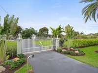 House 2942508821