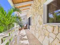 House 2982468951