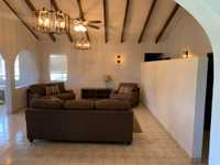 House 2942604819