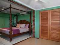 House 2960627614