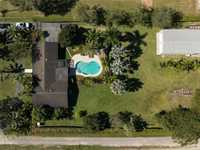 House 2945454663