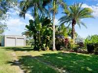 House 2945454677