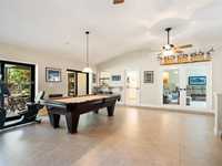 House 2945454901
