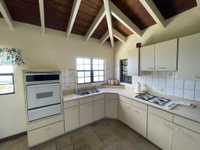 House 2945663166