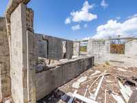 House 2976830303