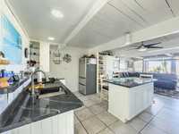 House 2946905501