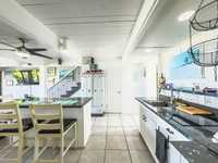 House 2946905530