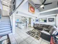 House 2946905598