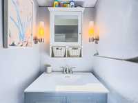 House 2946905625